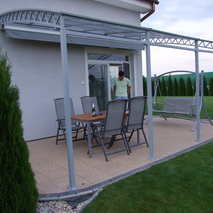 Imidžový prístrešok z ocele